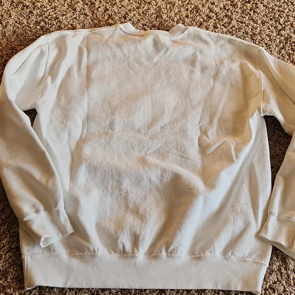 Morgan Wallen white crew neck sweatshirt womans size medium - Picture 6 of 6